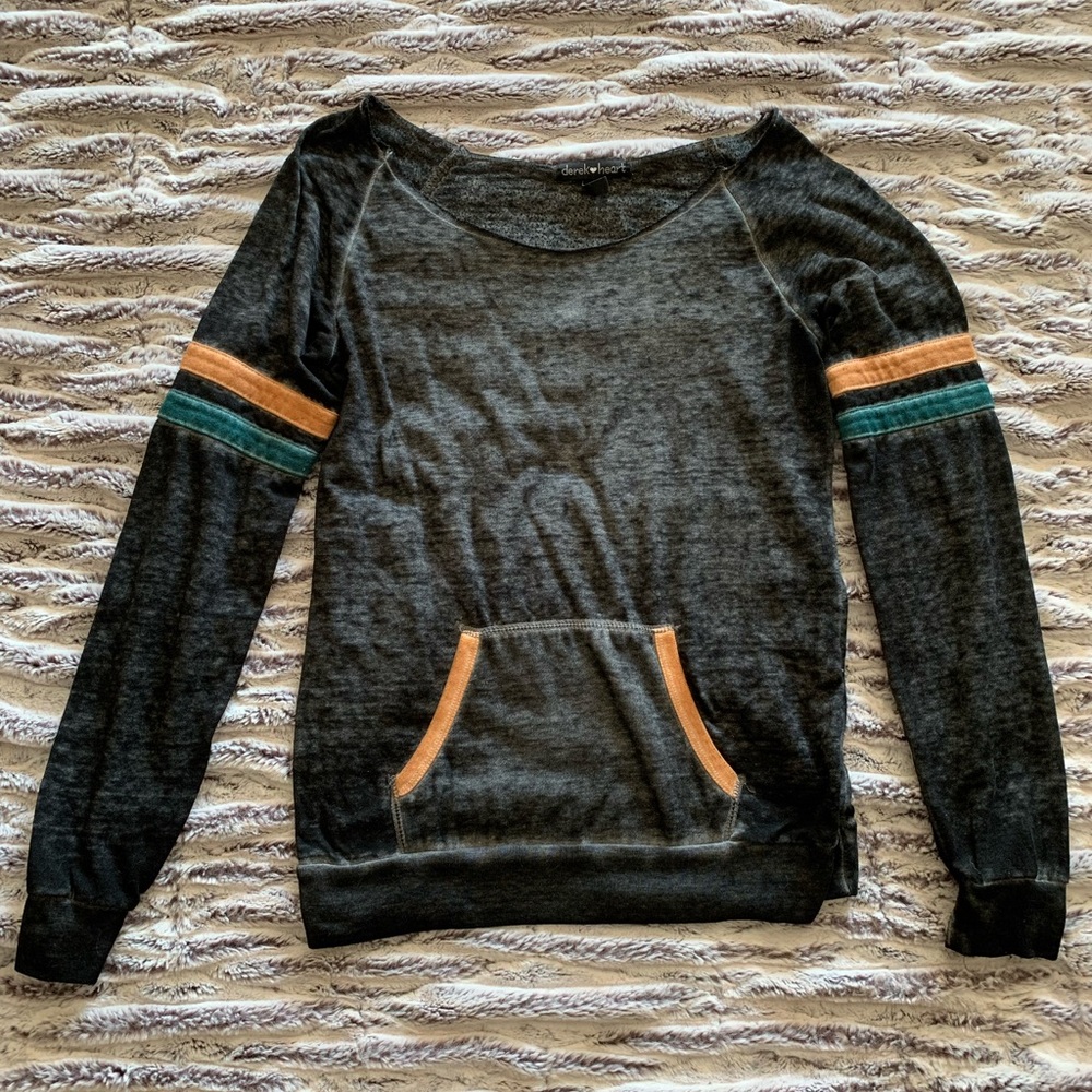 Small Derek Heart Shirt